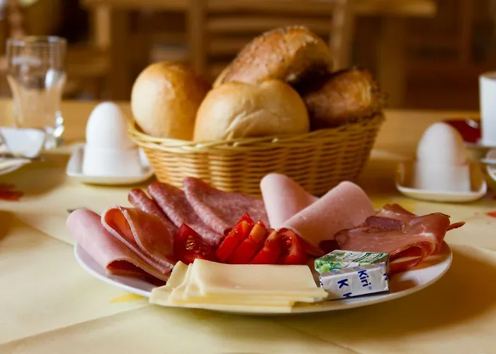 Bistro Im Ring Bed & Breakfast